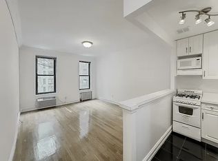 226 E 74th St APT 5F, New York, NY 10021