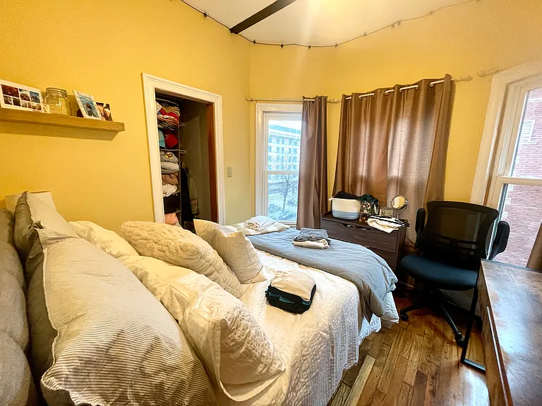 1031 Tremont St #4 — Photo 19