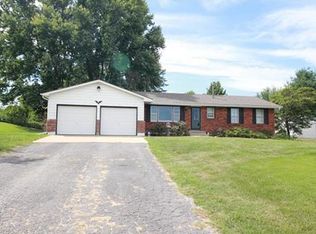 7395 Murphy Ln, Smithville, MO 64089