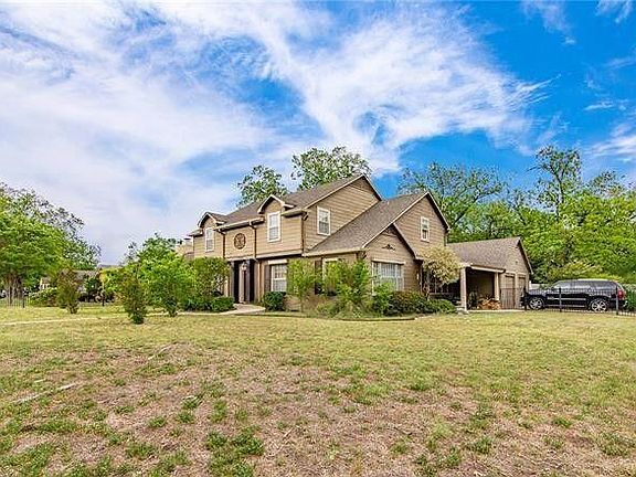 3rd image of 1906 Elizabeth Dr