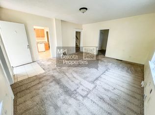 605 W 10th Ave, Mitchell, SD 57301