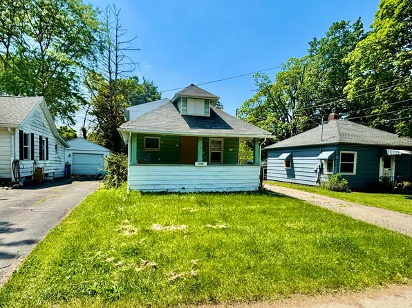 2212 Lyons Ave, Lansing, MI 48910