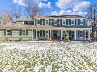 1 Summit Rd, Mendham, NJ 07945