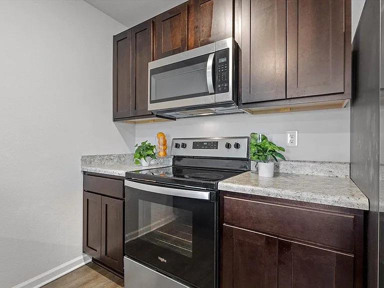 Rivers Landing Dr — Photo 14