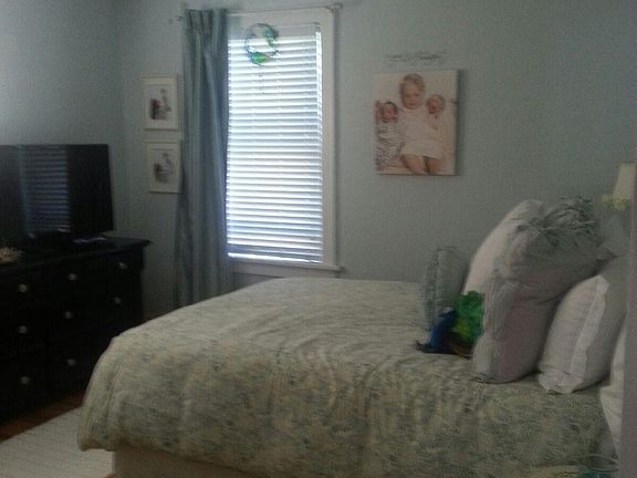 5th image of 7505 Hoover Ave APT 1W