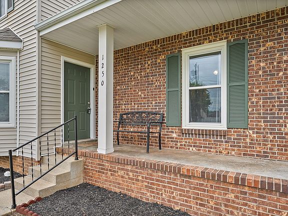 5th image of 1250 Cobblestone Ln