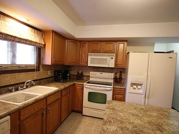 4th image of 7255 Pepperton Ct