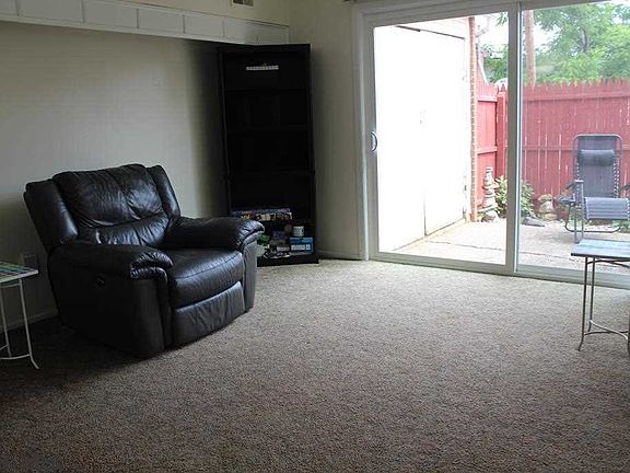 4th image of 1121A W Aaron Dr