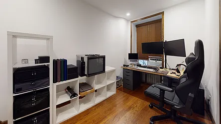 Rented by Bond New York