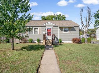 610 N 3rd St, Wood River, IL 62095