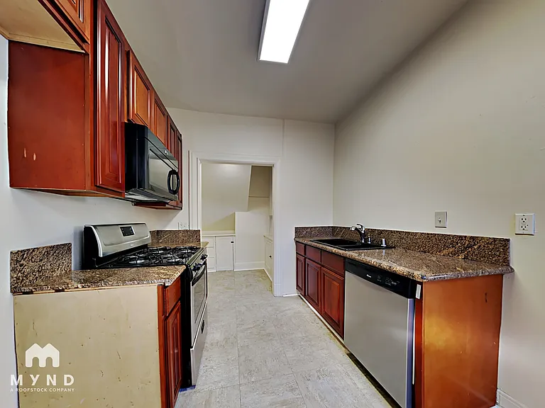 819 14th St #819 — Photo 12