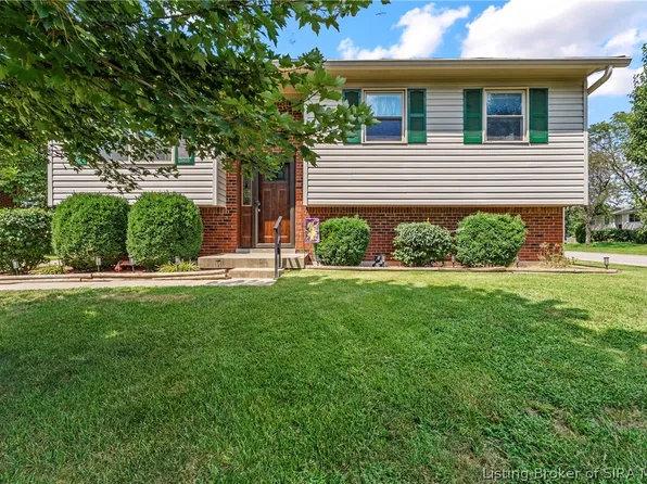 1402 Dove Drive, Jeffersonville, IN 47130