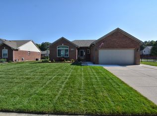 52362 Creek Ln, Chesterfield, MI 48047