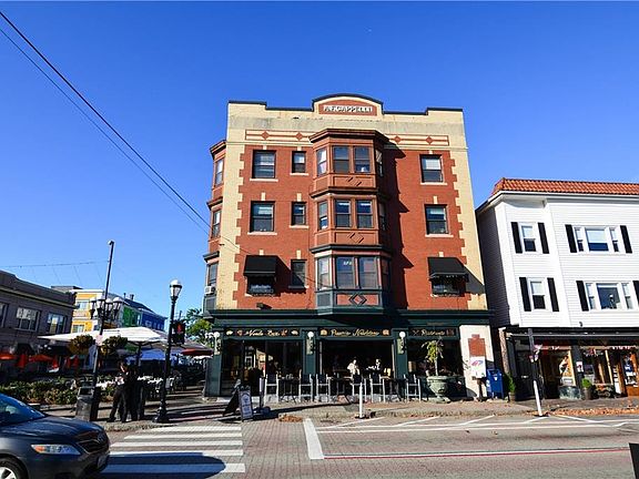 2nd image of 265 Atwells Ave APT 6