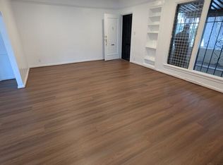640 N Poinsettia Pl #640, Los Angeles, CA 90036