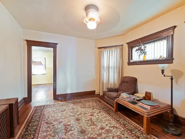 17 East 39th Street image 6 of 33