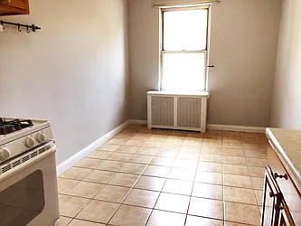 Rented by NY Space Finders Inc.