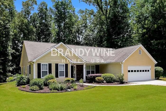 3 bed, 2.0 bath, 1858 sqft, $2,328 — Photo 3
