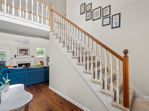 4th image of 3613 Peninsula Ct