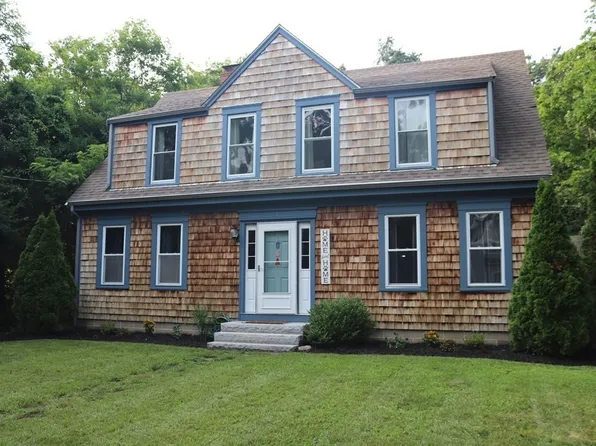 3 Bodfish Ave, Wareham, MA 02571