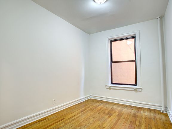 4th image of 511 W 169th St APT 33