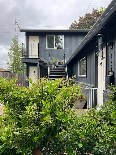4925 SE 71st Ave #2 Photo 1