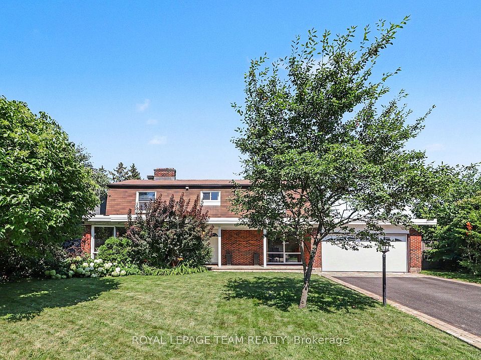 1st image of 23 Sioux Cres