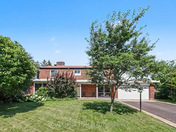 23 Sioux Cres, Ottawa, ON K2H 7E4