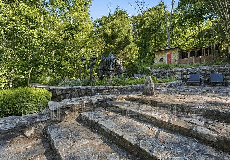 62 Terry Rd — Photo 55