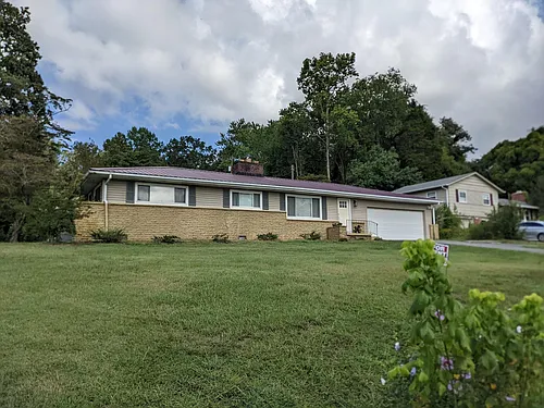 3313 Valley Forge Dr Photo 1