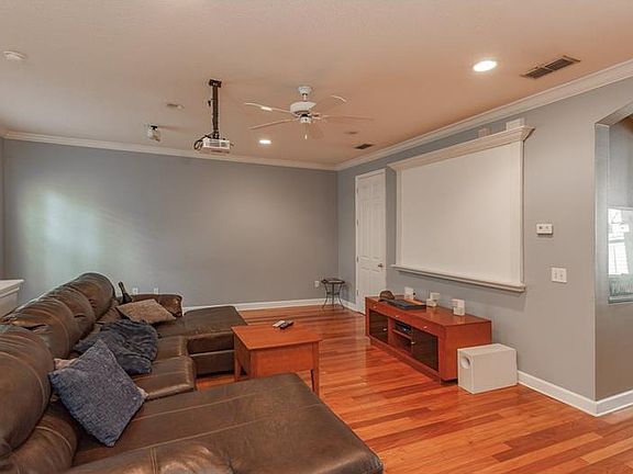 4th image of 3111 W De Leon St Unit 4