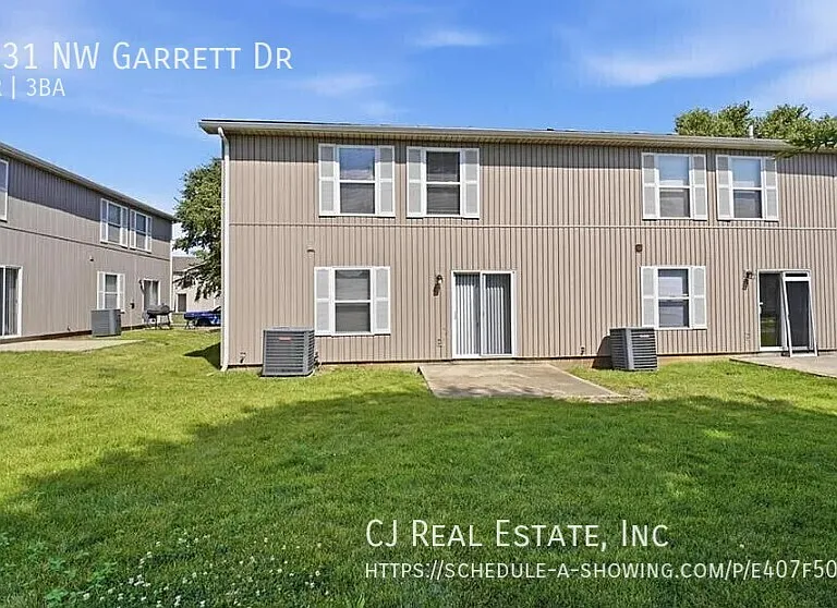 1631 NW Garrett Dr — Photo 9