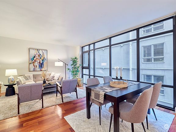 4th image of 2911 2nd Avenue #319