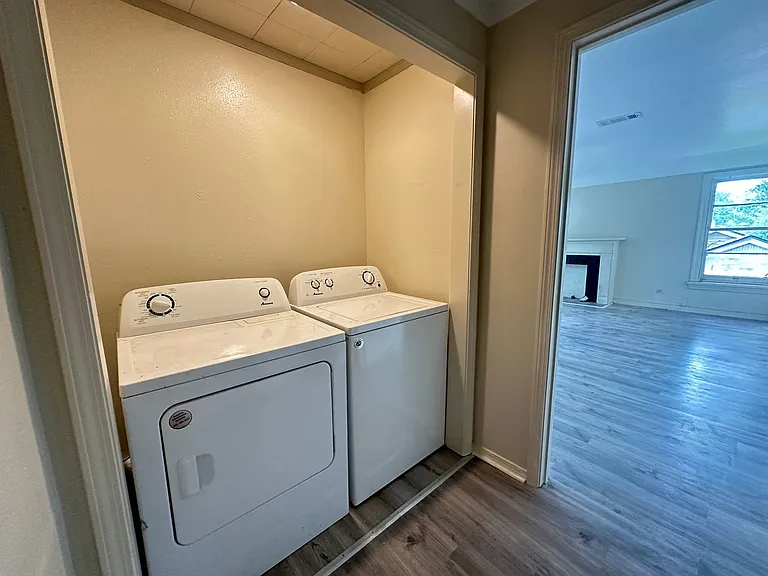 140 E Wilkinson St #142 — Photo 19