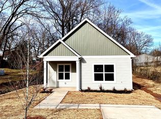 411 E Georgia Ave, Bessemer City, NC 28016