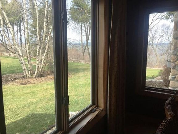 5th image of 5319 Sunset Bluff Dr Unit A