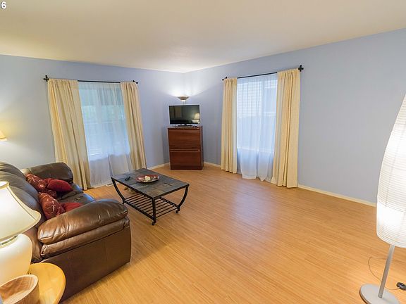 4th image of 6003 NE 106th Way