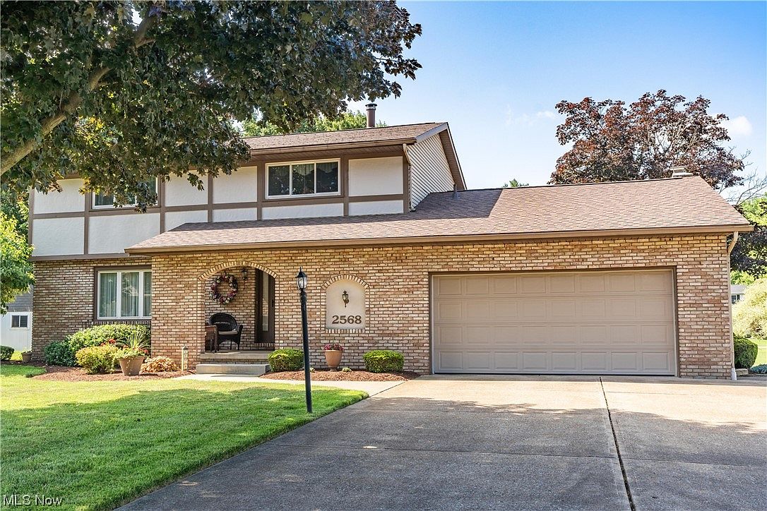 2568 Jaguar St NE, N Canton, OH 44721 Zillow