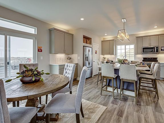 3rd image of 1125 Sugarloaf Ln