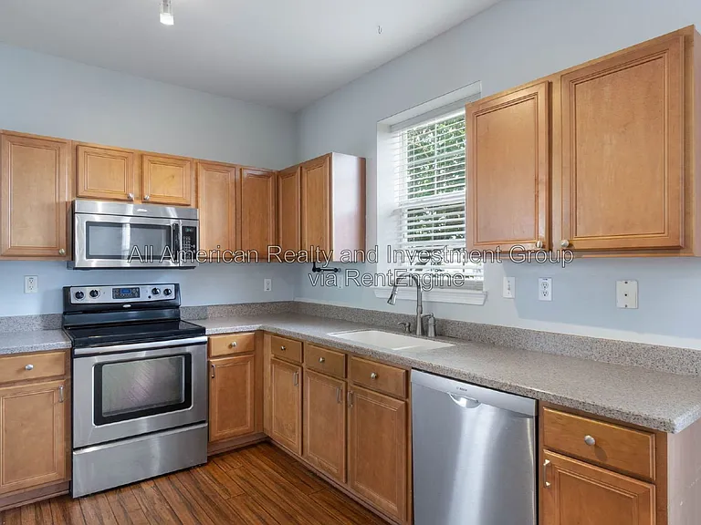 406 Peoria Blvd — Photo 9