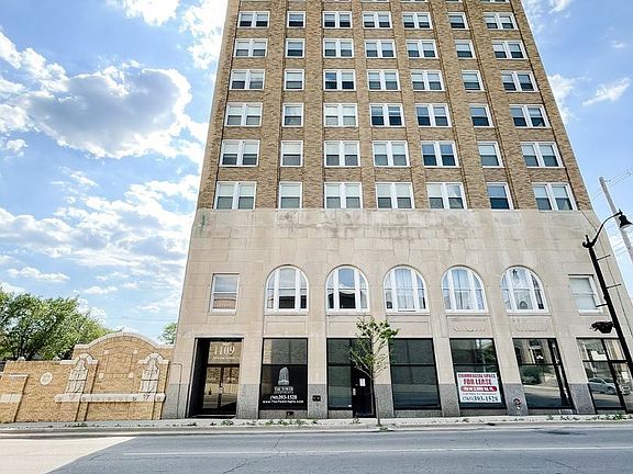 3rd image of 1109 Jackson St #12690859