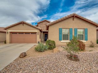 888 W Desert Hollow Dr, San Tan Valley, AZ 85143