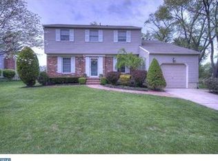 23 Beth Dr, Moorestown, NJ 08057