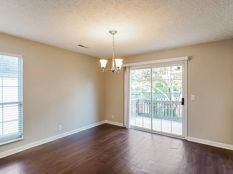 3104 Chambley Ct — Photo 6