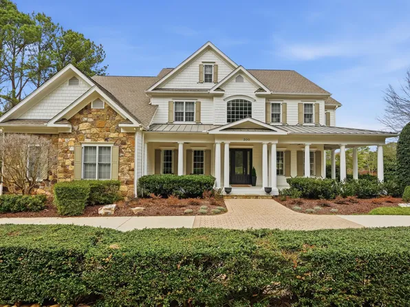300 Lake Manor Rd, Chapel Hill, NC 27516
