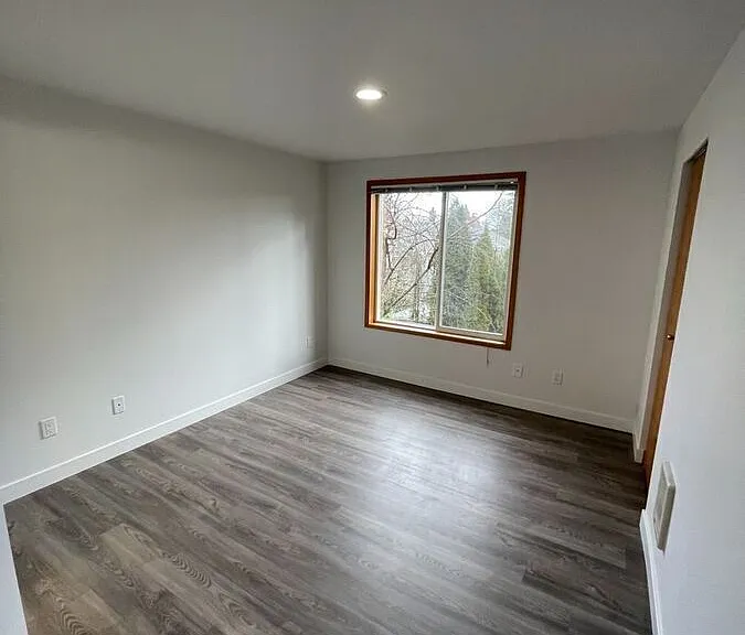 11716 Greenwood Ave N #201 — Photo 7