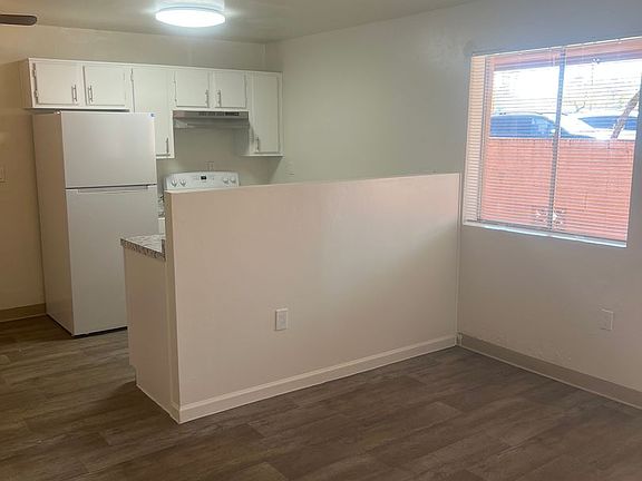 4th image of 510 W Sahuaro St APT 1103