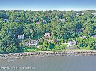 85 Bayside Dr, Atlantic Highlands, NJ 07716