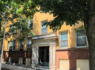 1352-54, Chicago, IL 60640