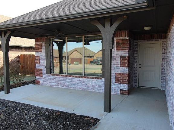 2nd image of 20558 Pioneer Dr